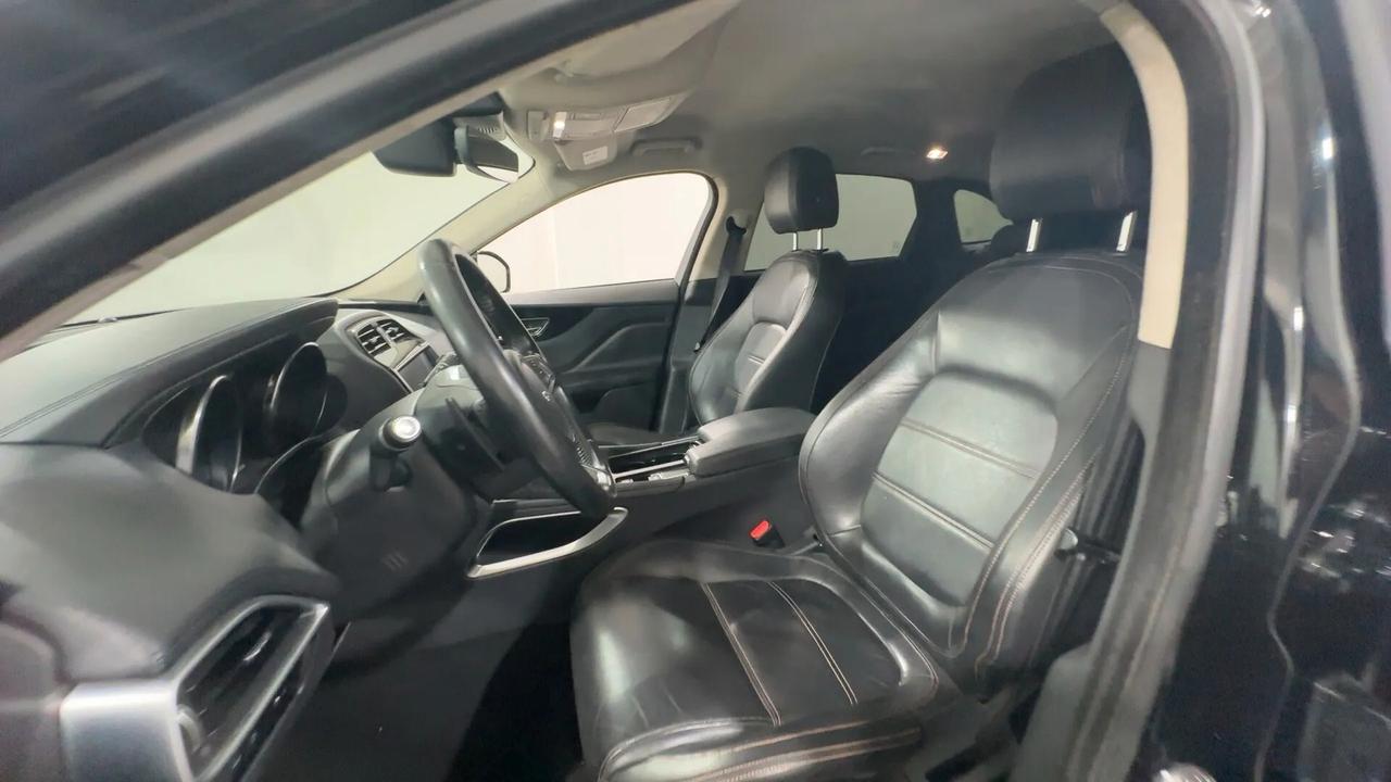 Jaguar F-Pace 2.0 D 180 CV AWD aut. Prestige