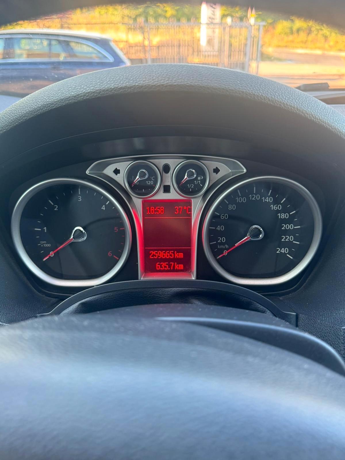 FORD KUGA 2.0 163CV 4WD TITANIUM 2011
