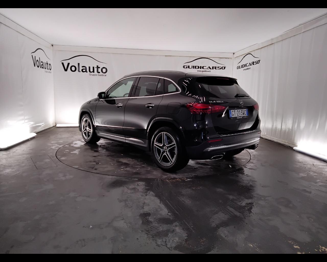 Mercedes-Benz GLA-H247 2023 - GLA 180 d AMG Line Advanced Plus auto