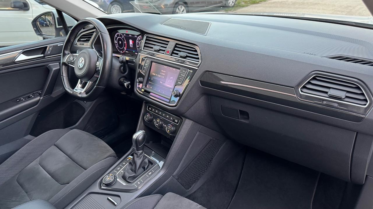 Volkswagen Tiguan 2.0 BiTDI 240cv DSG R-Line 4Motion
