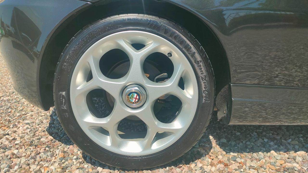 Alfa Romeo 147 2.0i 16V Twin Spark 150 CV 3p. Distinctive MANUALE