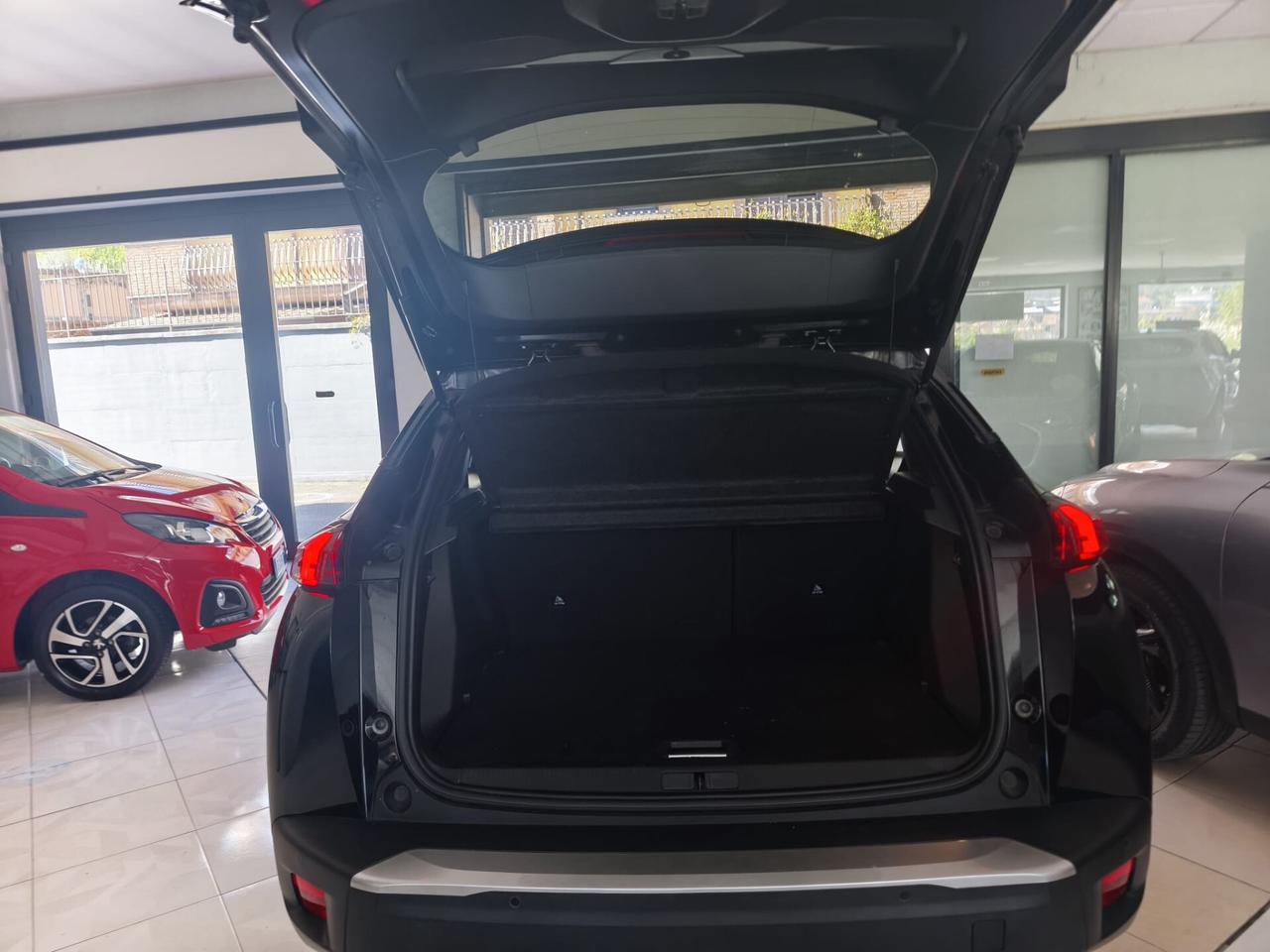 Peugeot 2008 BlueHDi 130 S&S EAT8 Allure pack