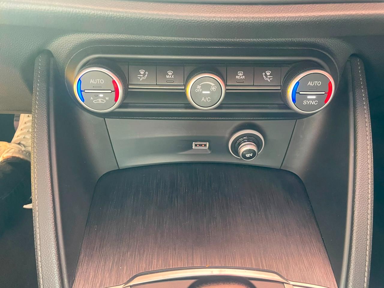 ALFA STELVIO 2.2JTDm SUPER 160CV RWD