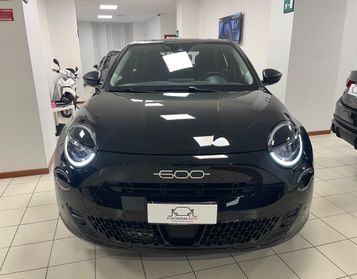 Fiat 600 Hybrid 101 CV DCT MHEV 2025’