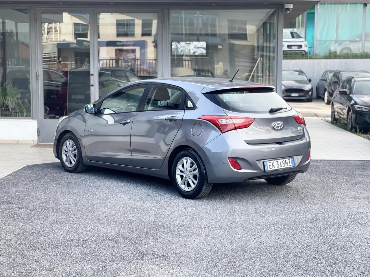 Hyundai i30 1.6 Diesel 110CV E5 Neo - 2012