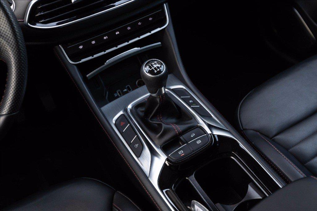 MG HS 1.5 t-gdi Luxury del 2024