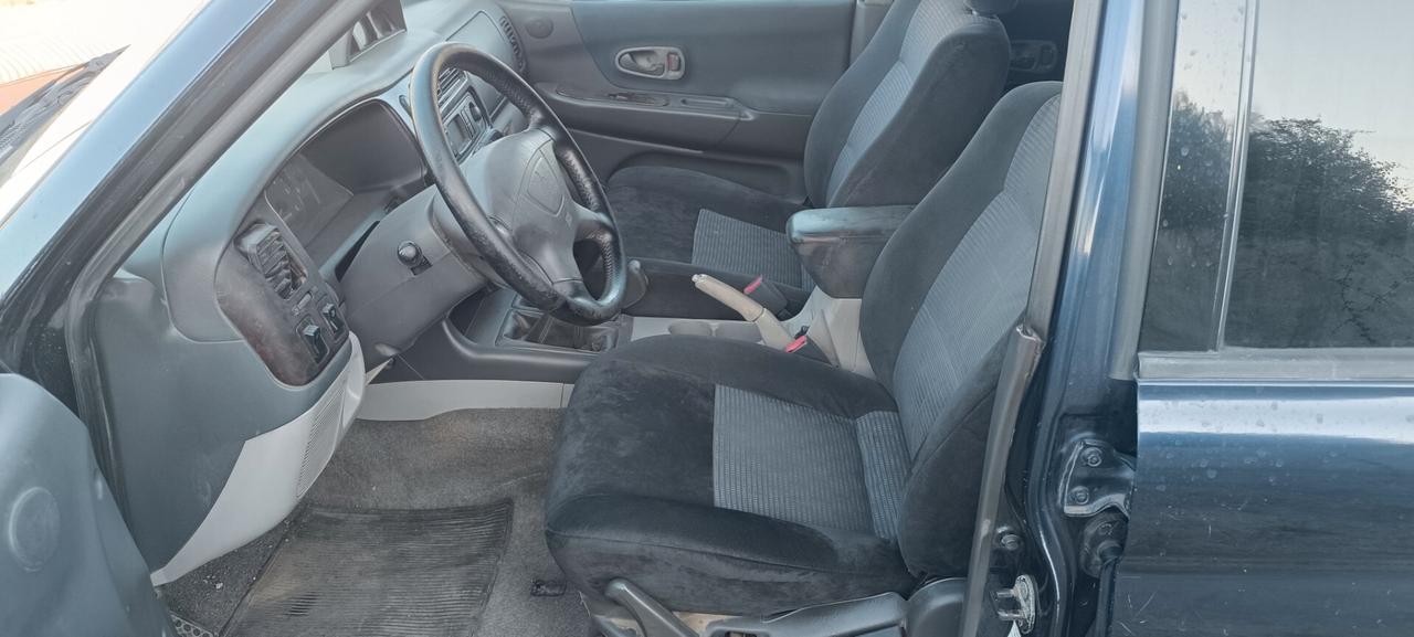 Mitsubishi Pajero Sport Pajero Sport 2.5 TDI GLS Target