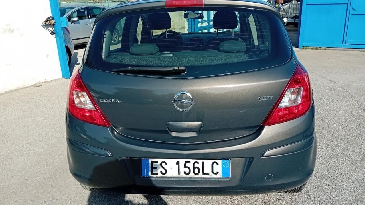 Opel corsa 1.3 mjt/75 cv -5 P-full-2013