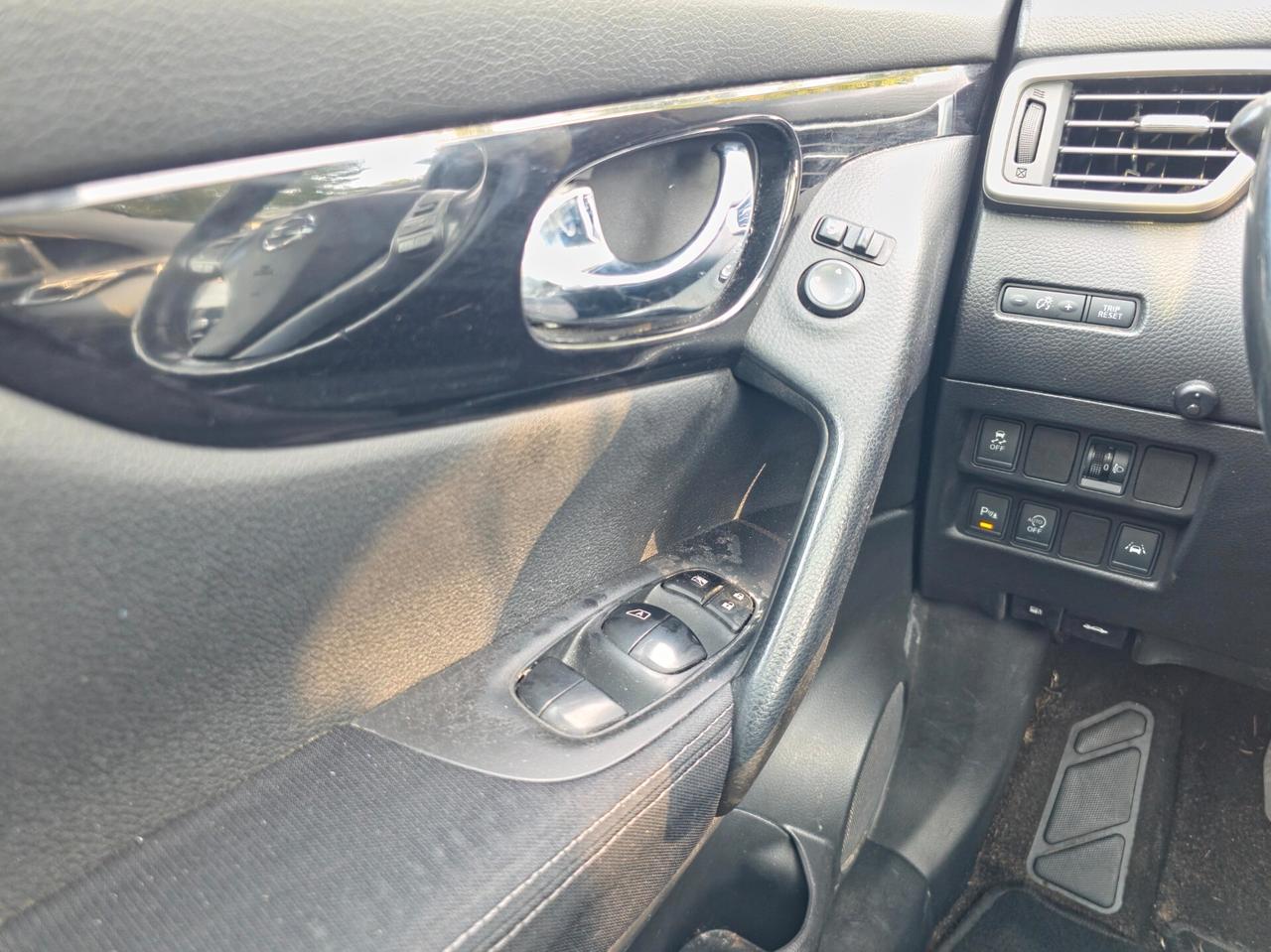 Nissan Qashqai 1.5 dCi Tekna CV-110 E5B Manuale NEO 2015