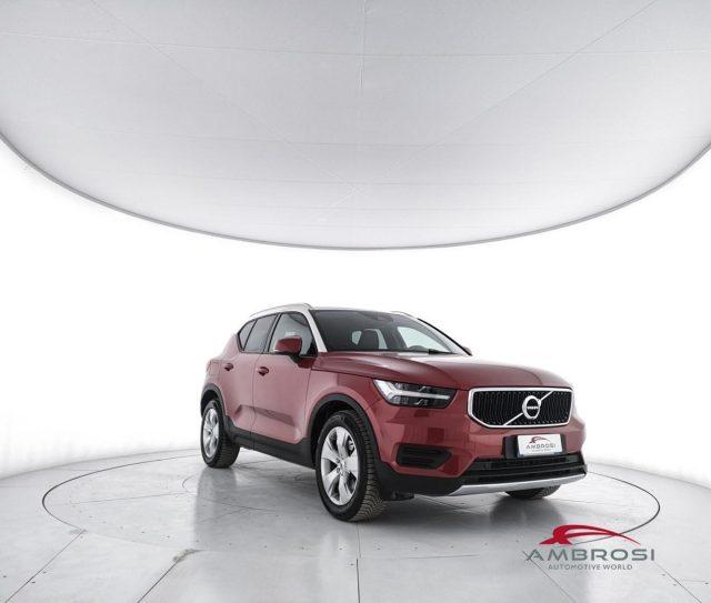 VOLVO XC40 T4 AWD Geartronic Momentum