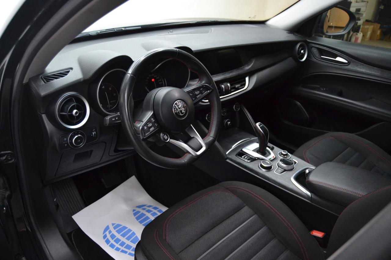 Alfa Romeo Stelvio 2.2 Turbodiesel 190 CV AT8 Q4 Business