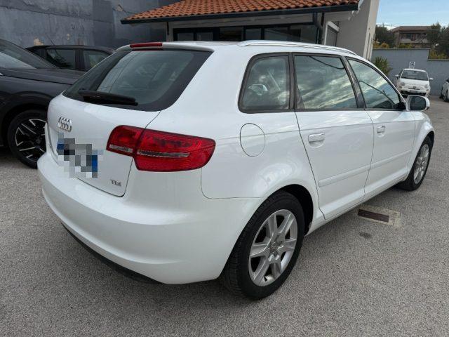 AUDI A3 1.6 TDI 105 CV CR Ambition
