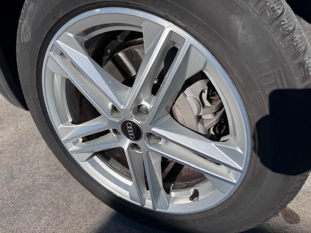 Audi Q5 S-Line 40 2.0TDI MHEV Quattro S-tronic