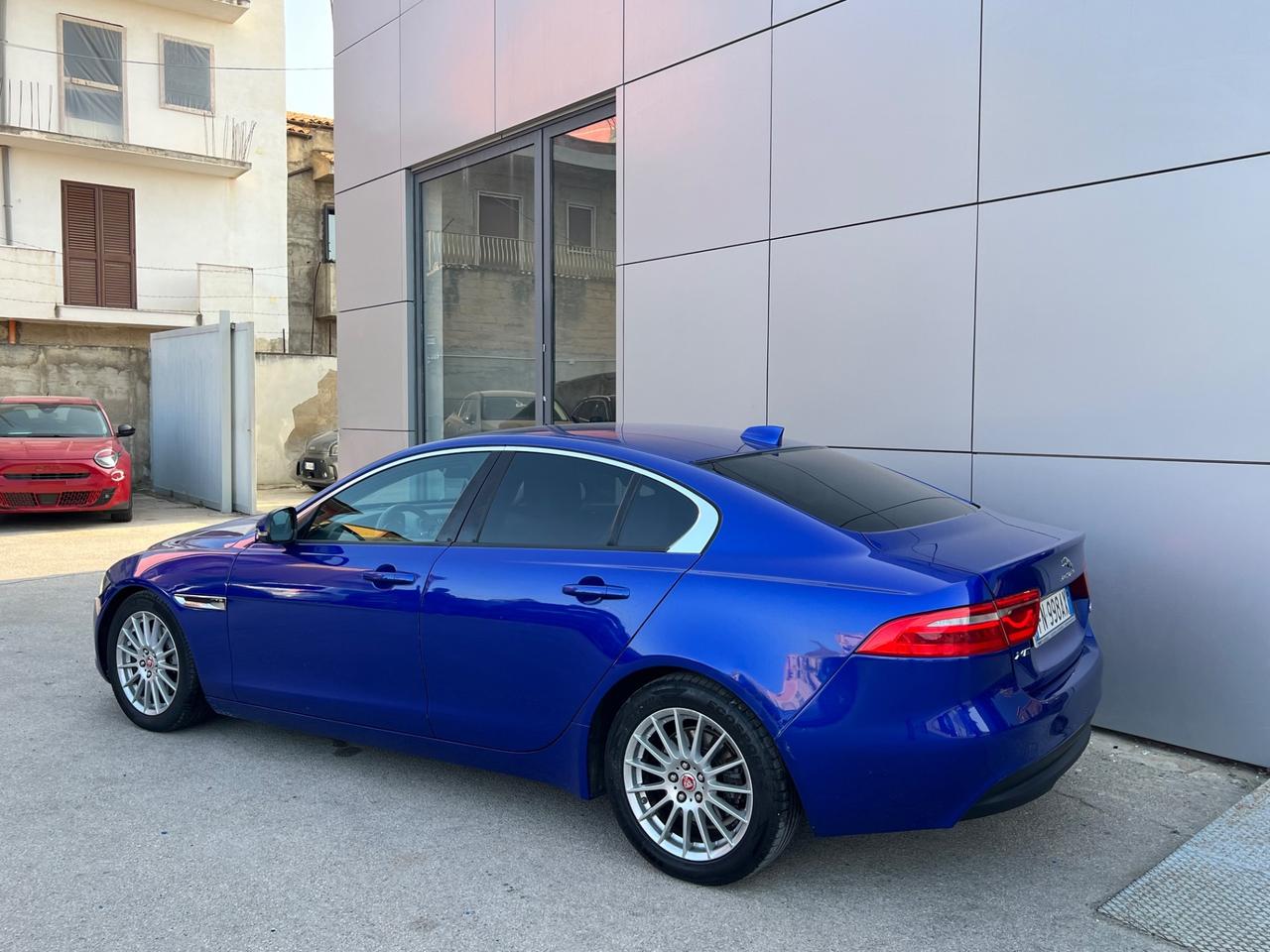 Jaguar XE 2.0d i4 Prestige 163cv auto