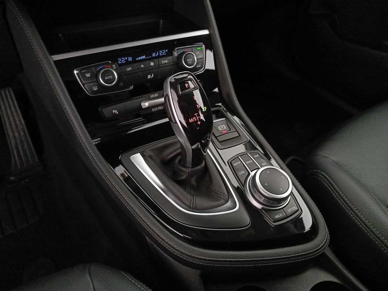 BMW Serie 2 F45 2018 Active Tourer - 218d active tourer auto