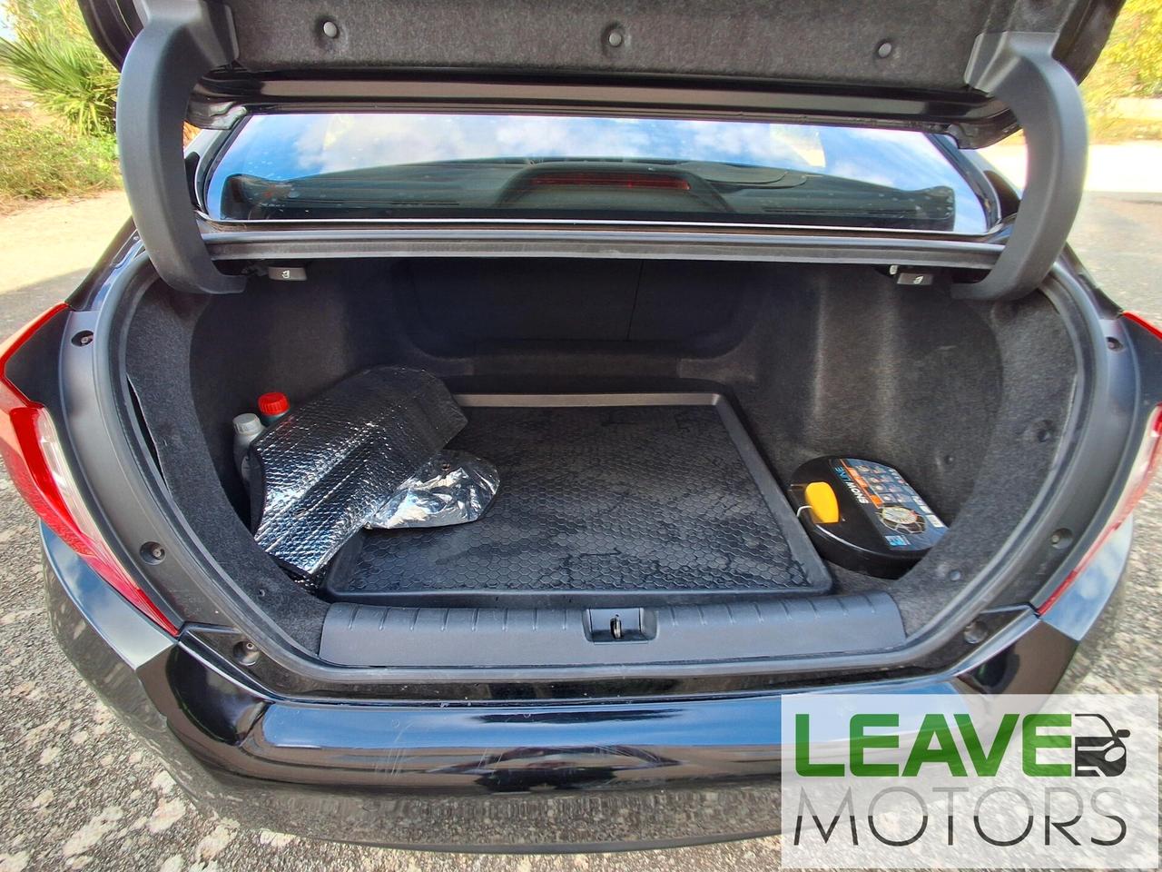 Honda Civic 1.6 Executive (M1598)
