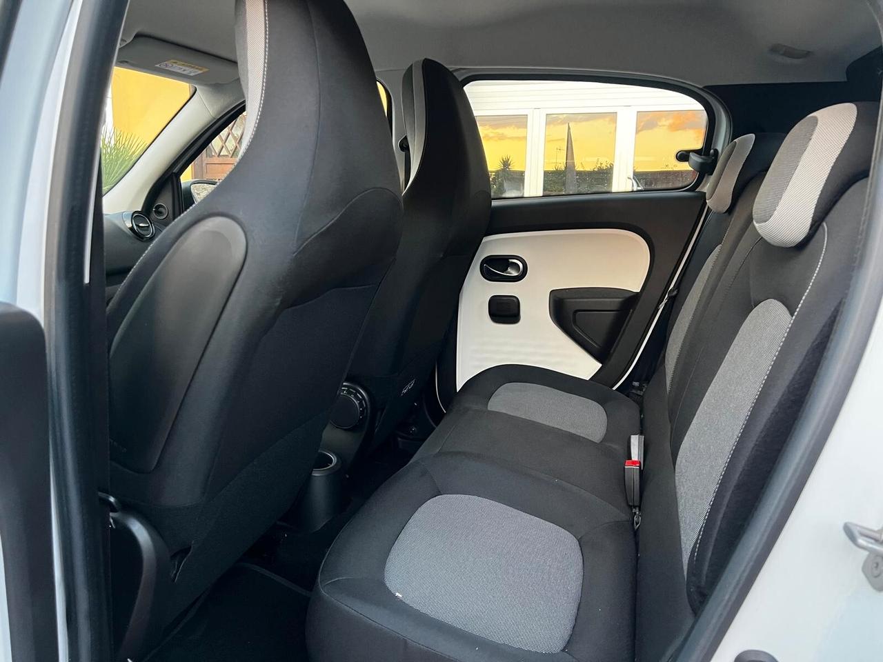 Renault Twingo SCe 65 CV Intens- 2021- LED