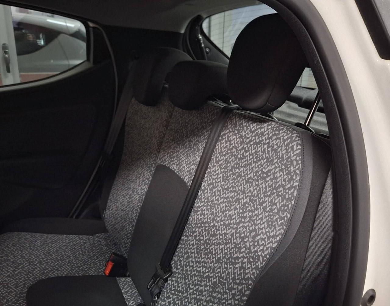 Lancia Ypsilon 1.2 69 CV 5 porte S&S Gold