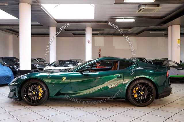 Ferrari 812 SUPERFAST|SPECIAL PAINT|DISPLAY PASS|LIFT|HI-FI