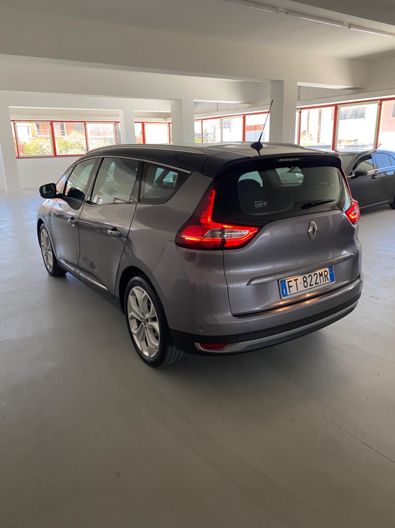 Renault Grand Scenic dCi 8V 110 CV Energy Sport Edition2