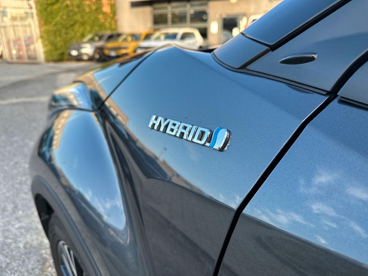 TOYOTA C-HR I - C-HR 1.8h Lounge 2wd e-cvt