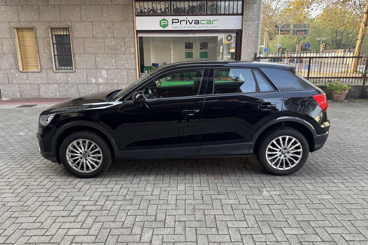 AUDI Q2 1.0 TFSI Business