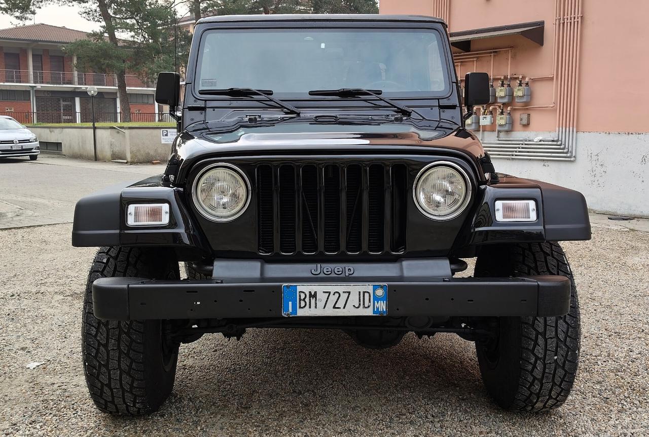 Jeep Wrangler 4.0 Sport ASI 4 posti