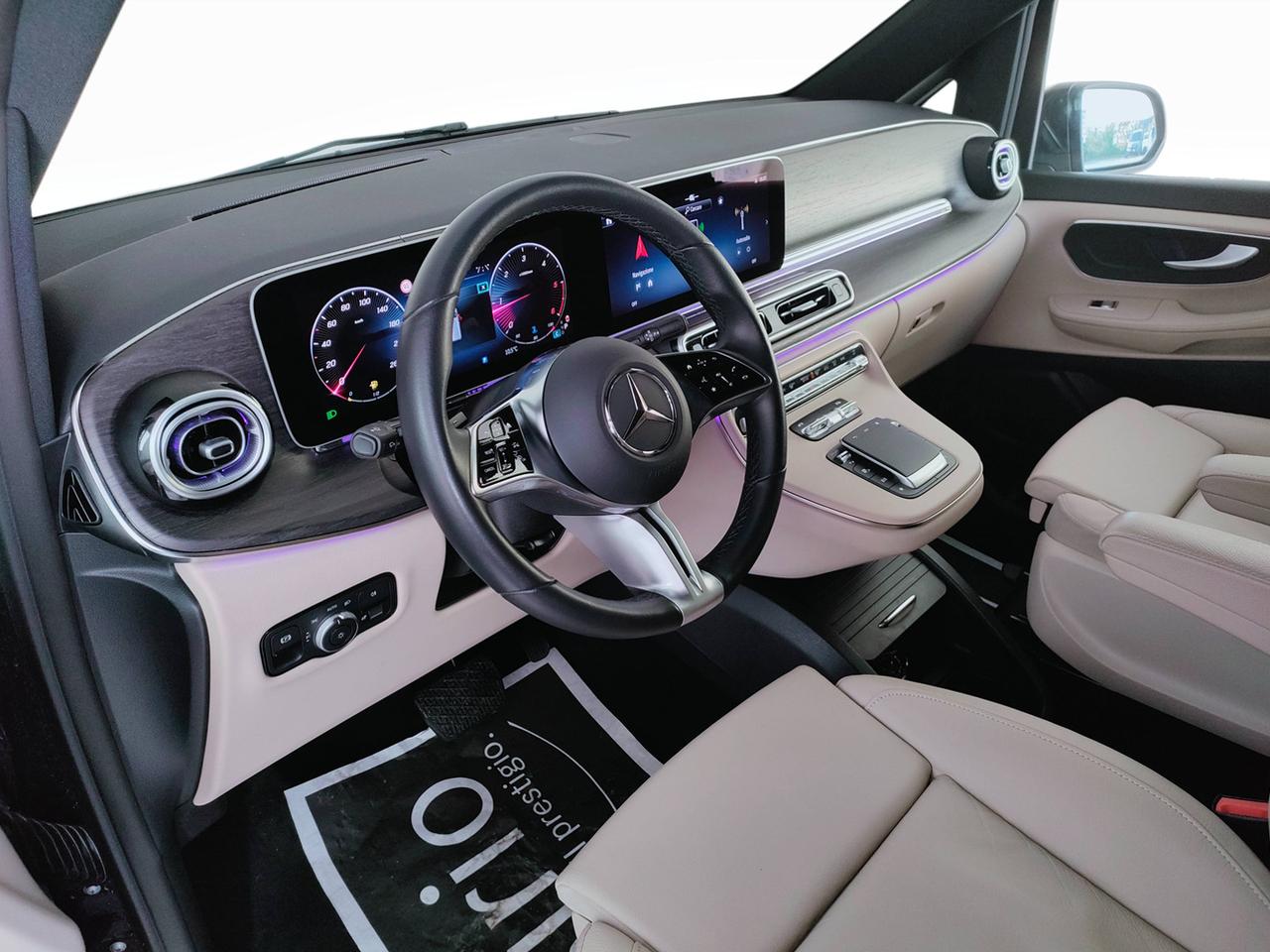 Mercedes-Benz Classe V 2024 Extralong - V Extralong 250 d Avantgarde auto