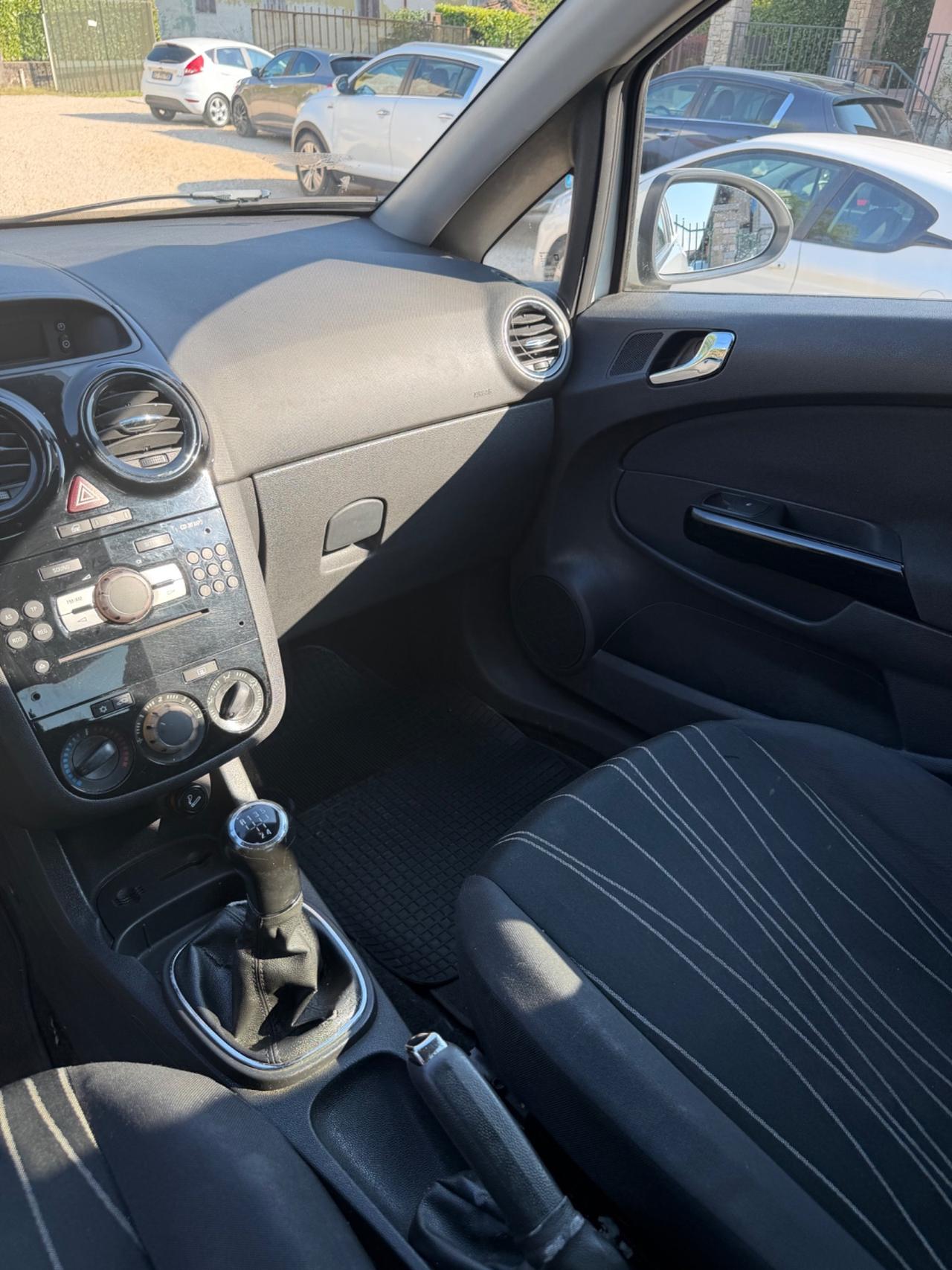 Opel CORSA 1.2 5P COSMO KMCERT NEOPAT UNICOPR