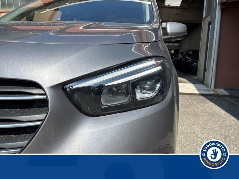 Mercedes-Benz Classe T 180 d AT