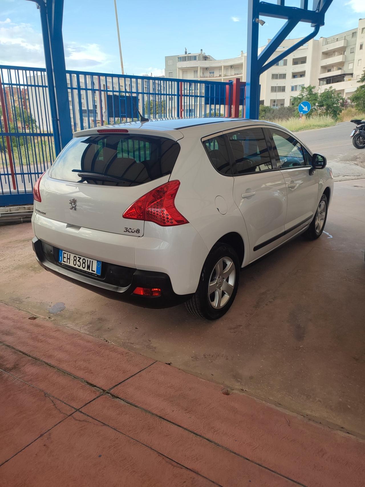 Peugeot 3008 1.6 HDi 112CV Business