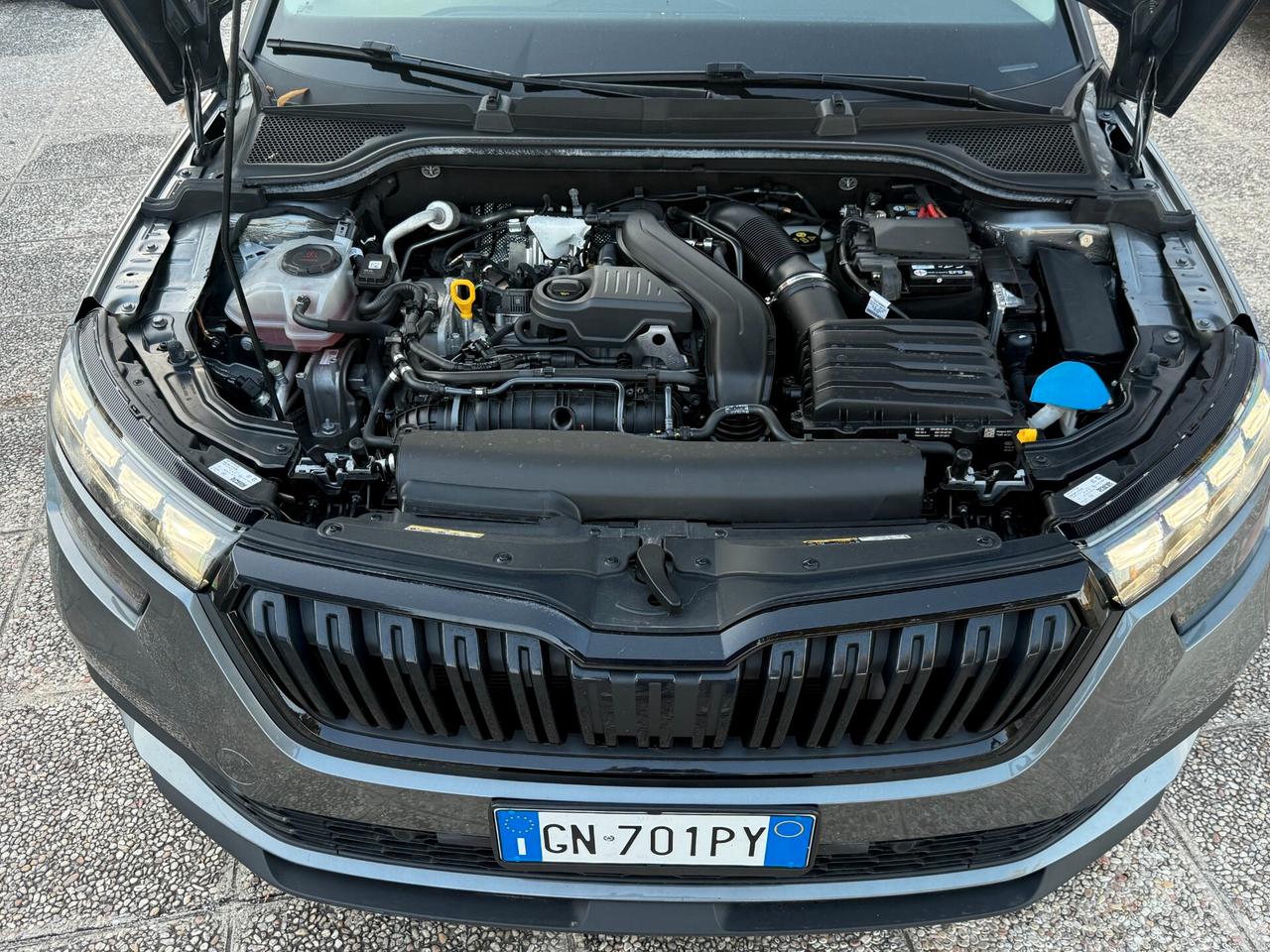 " DA VETRINA " Skoda Kamiq 1.5 TSI ACT Black Dots