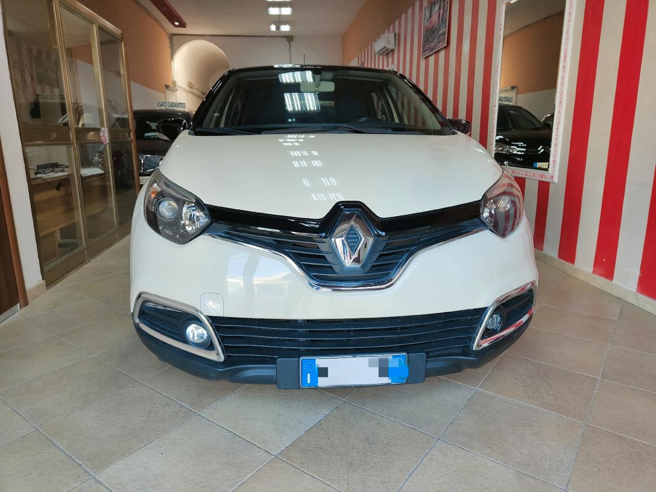 Renault Captur 1.5 dCi 8V 90 CV - 2015 POCHI KM