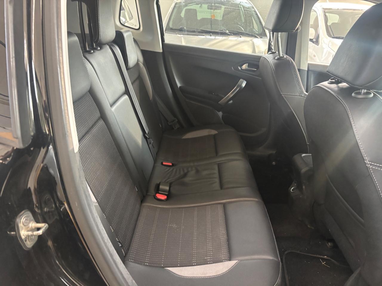 Peugeot 2008 PureTech 82 Allure