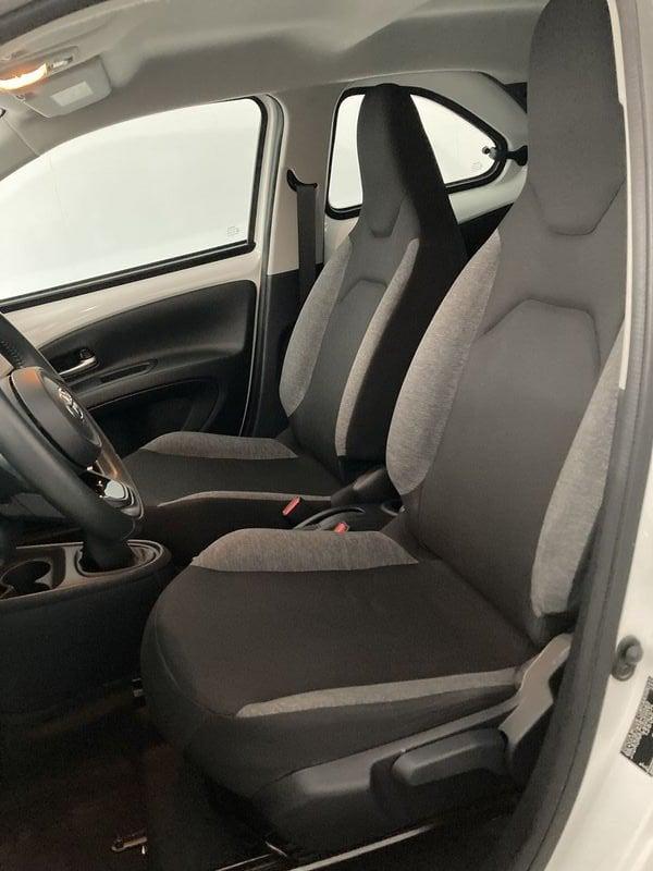 Toyota Aygo X 1.0B (72 CV) Active