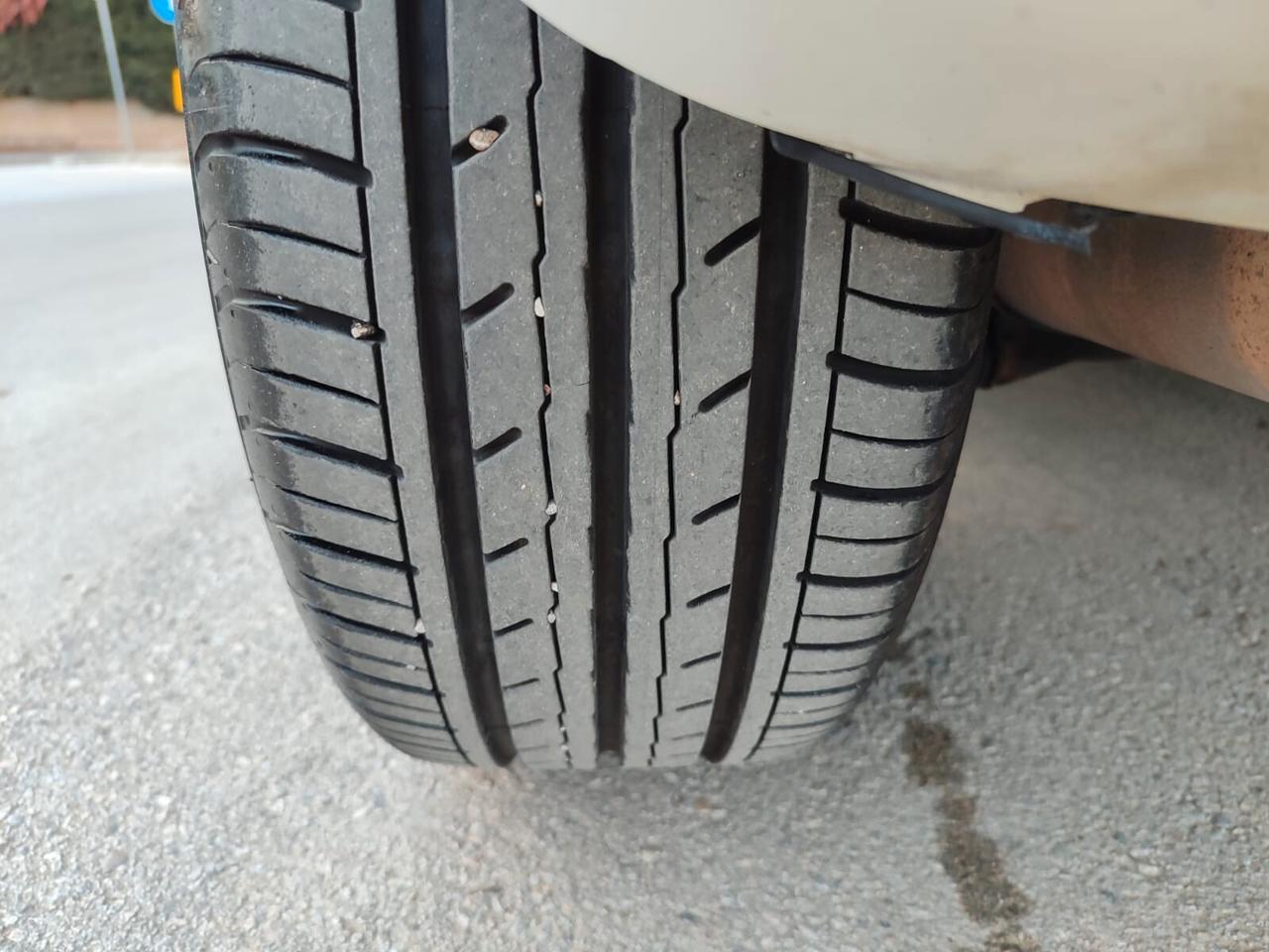 Ford Ka 1.2 BENZ. 69CV Titanium!