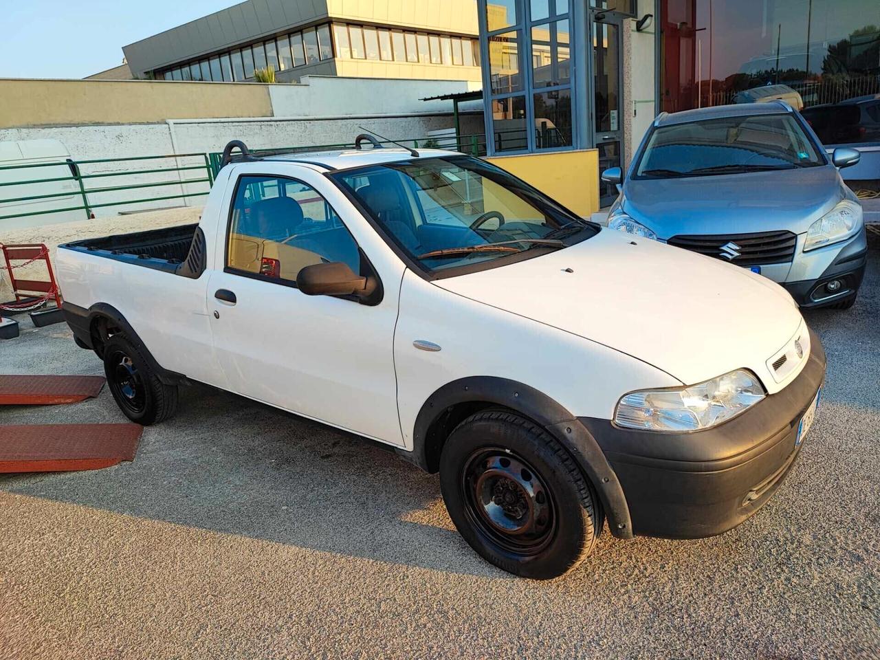 Fiat strada 1.9 MJT 105 CV Active