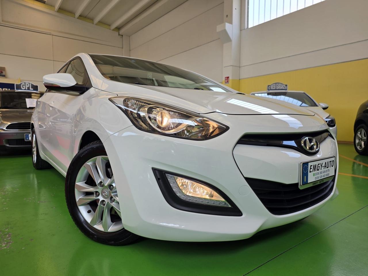 Hyundai i30 1.4 benzina