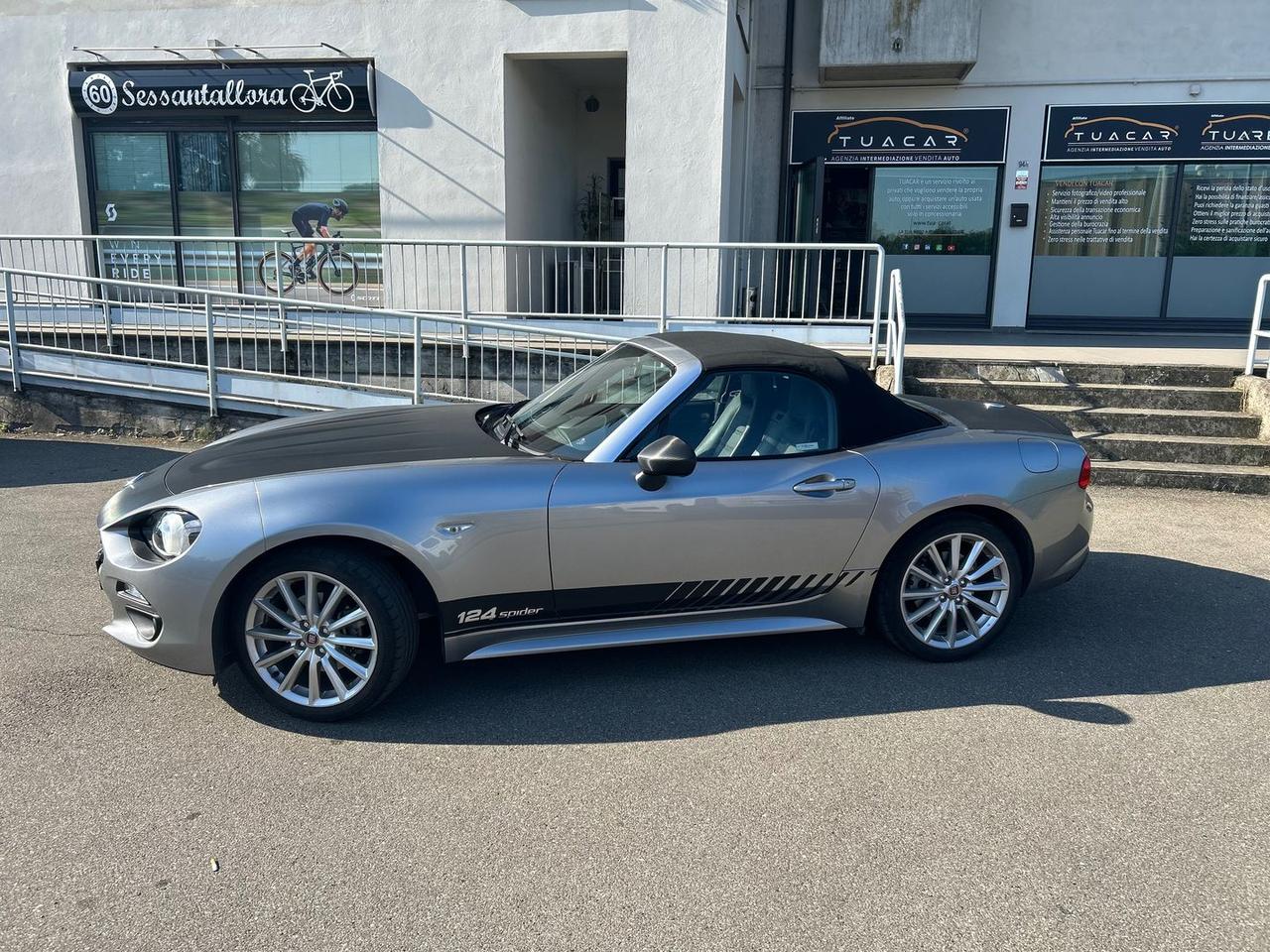 Fiat 124 Spider Lusso 1.4 Multiair Turbo #6928