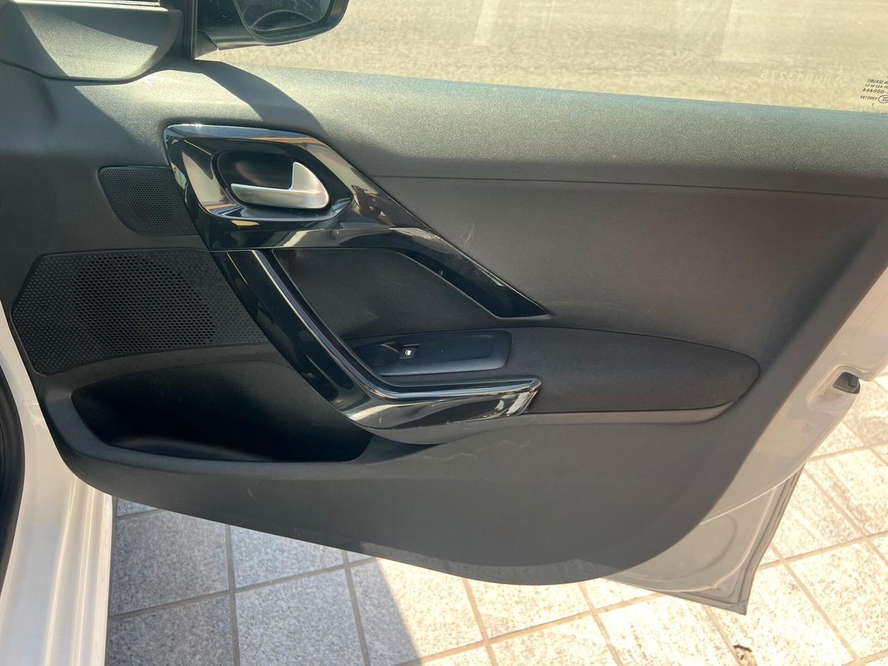Peugeot 208 PureTech 68 5 porte Access