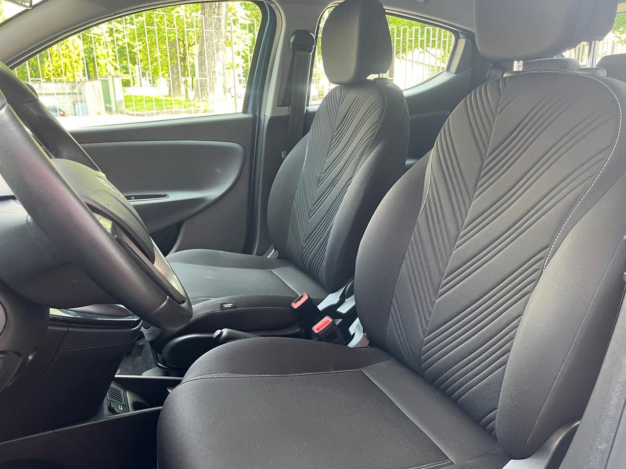 LANCIA YPSILON 1.0 HYBRID 69CV GOLD - NESSUN VINCOLO FINANZIARIO