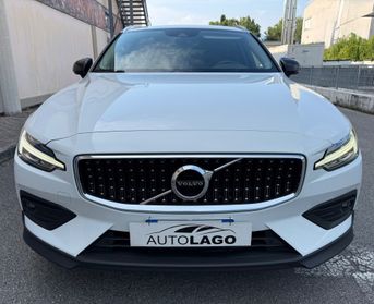 Volvo V60 Cross Country D4 AWD Geartronic Business Plus