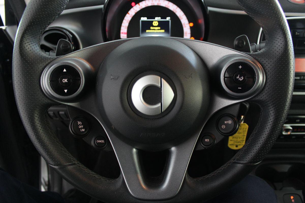 SMART - Fortwo - 70 1.0 twinamic Superpassion