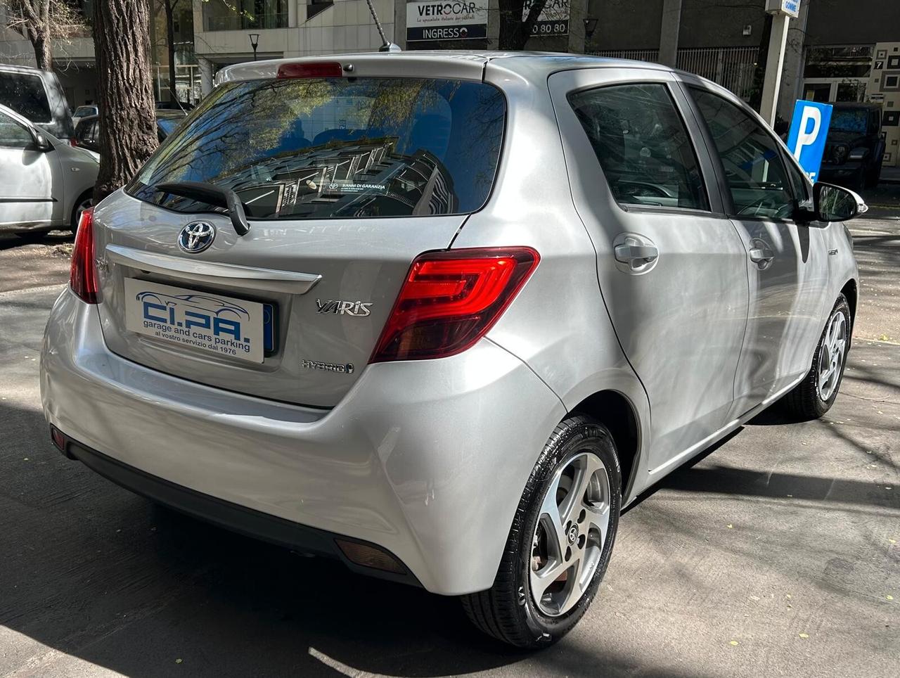 Toyota Yaris 1.5 Hybrid 5 porte Active