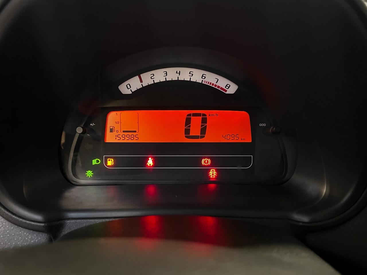 Citroen C2 09 1.1 airdream Elegance Si Neopatentati