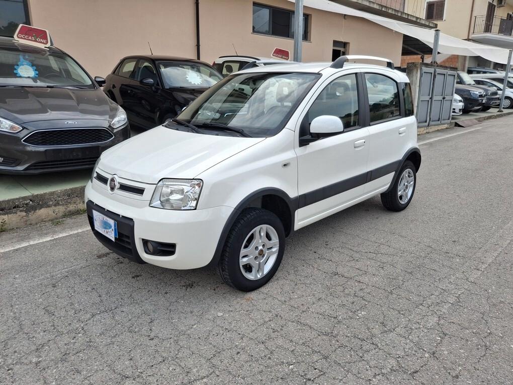 Fiat Panda 1.3 Multijet 4x4 Climbing + GANCIO