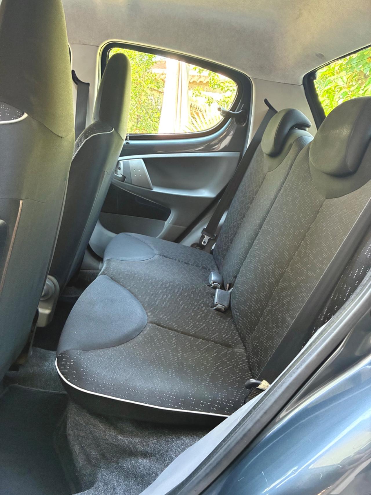 Peugeot 107 1.0 68CV 5p. Plaisir