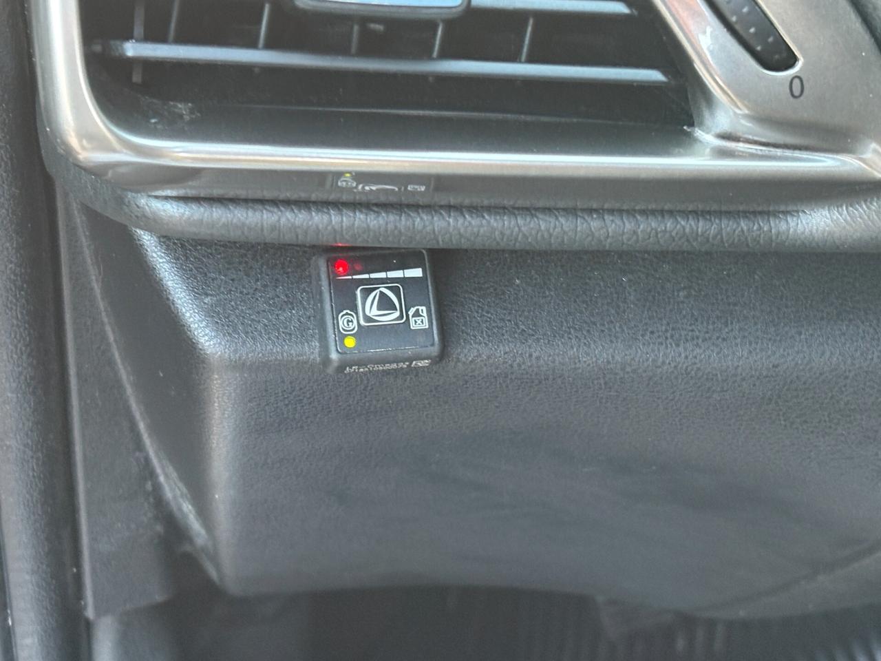 Lancia Ypsilon 1.2 69 CV 5 porte GPL Silver