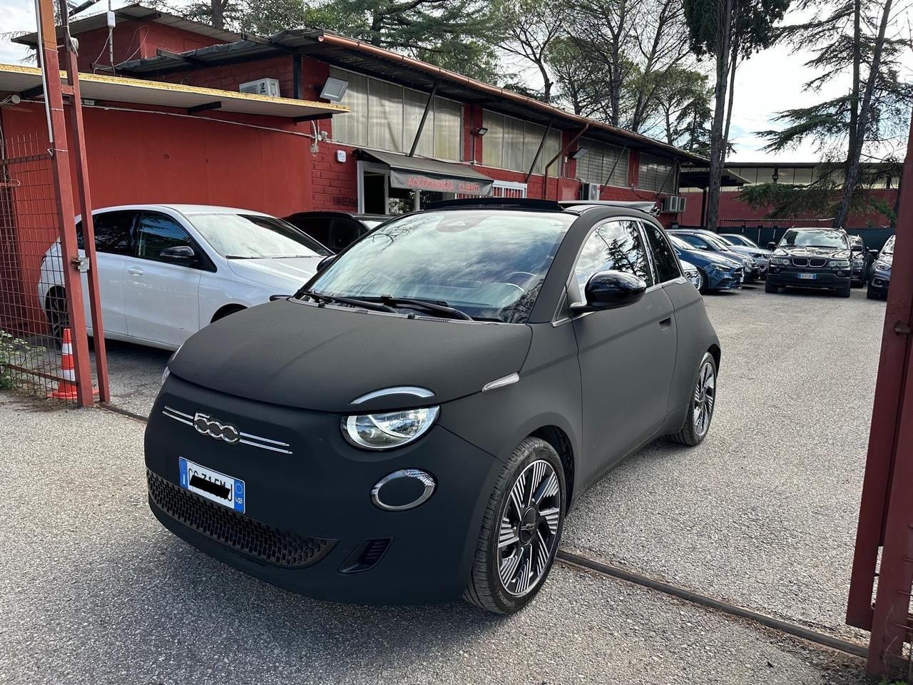 Fiat 500 500e Cabrio 42 kWh La Prima