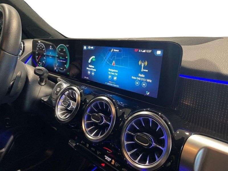 Mercedes-Benz EQB 300 Sport 4matic